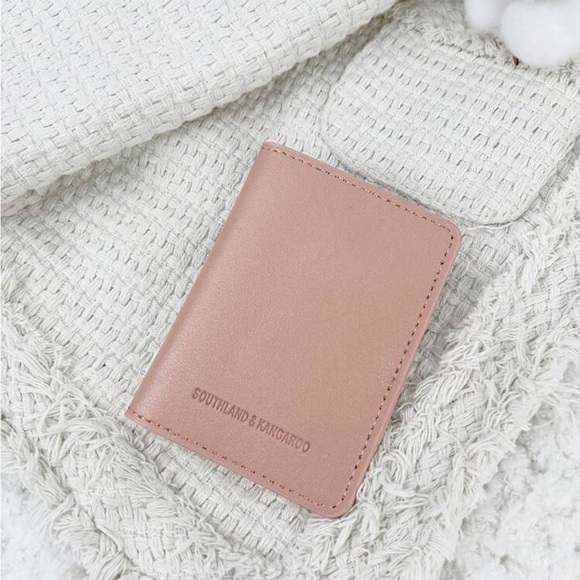 ⚠️Clearance Pink Slim Bifold Cardholder / Wallet - Picture 2 of 5